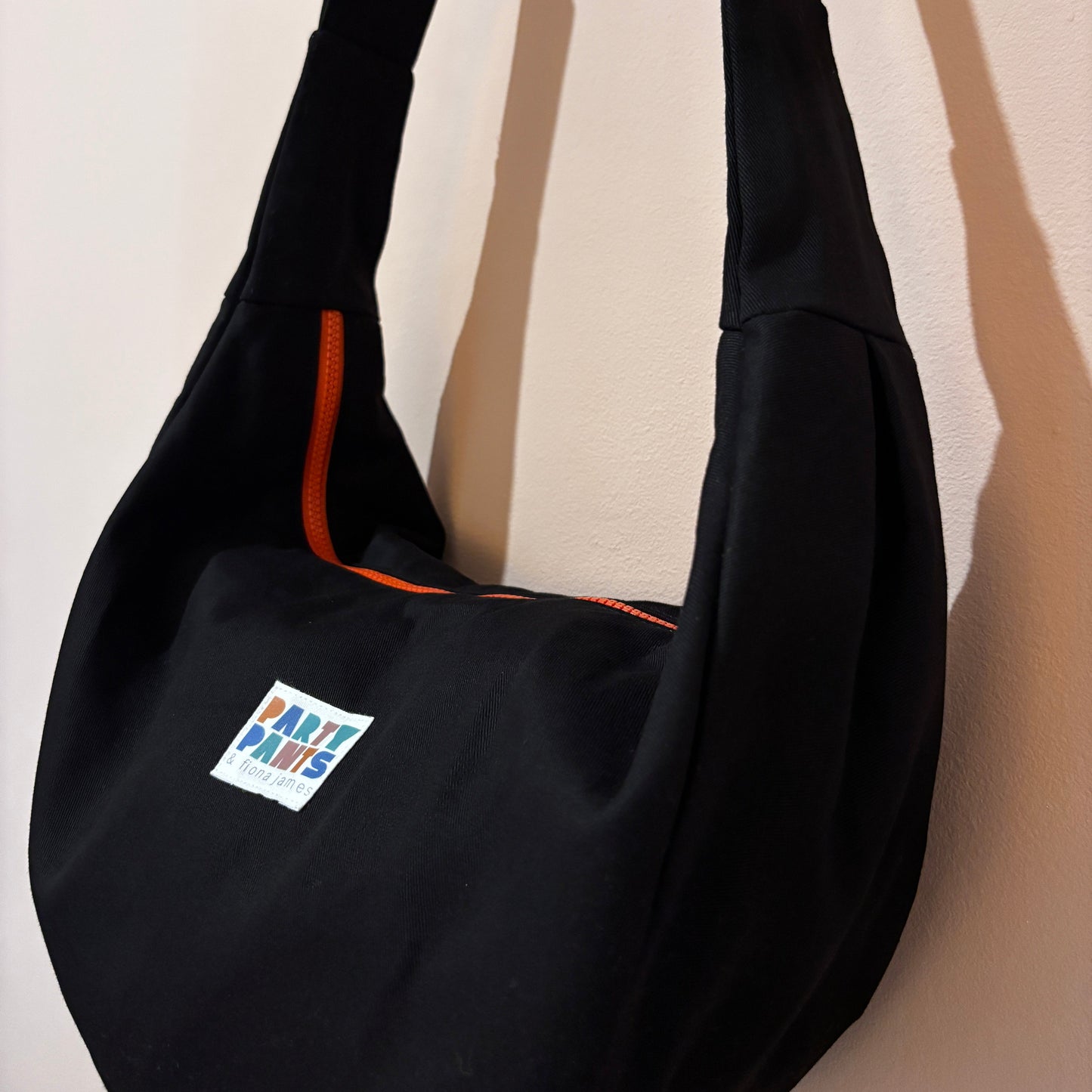Black and red moon bag 