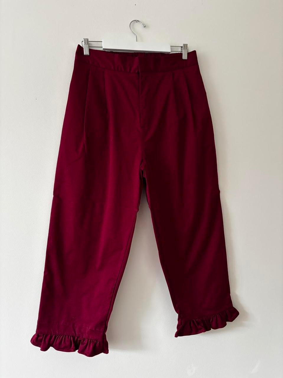 Red trousers with frill 14