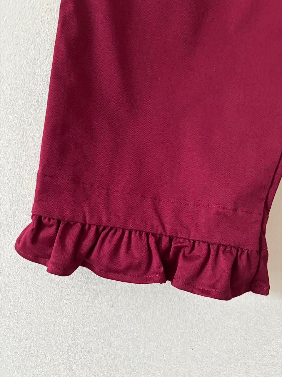 Red trousers with frill 14