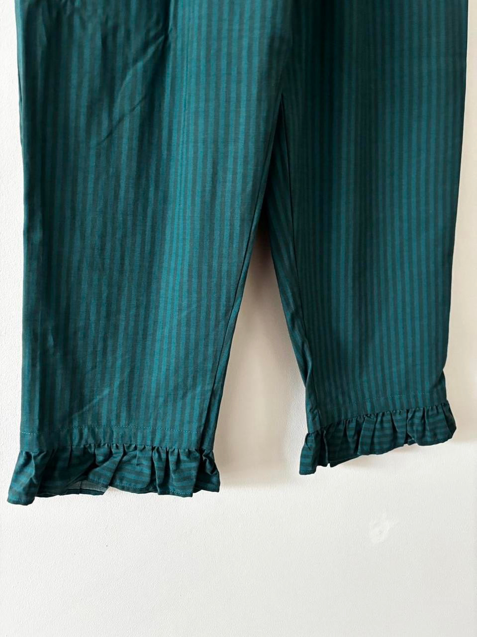 Green stripe trousers with frill 12