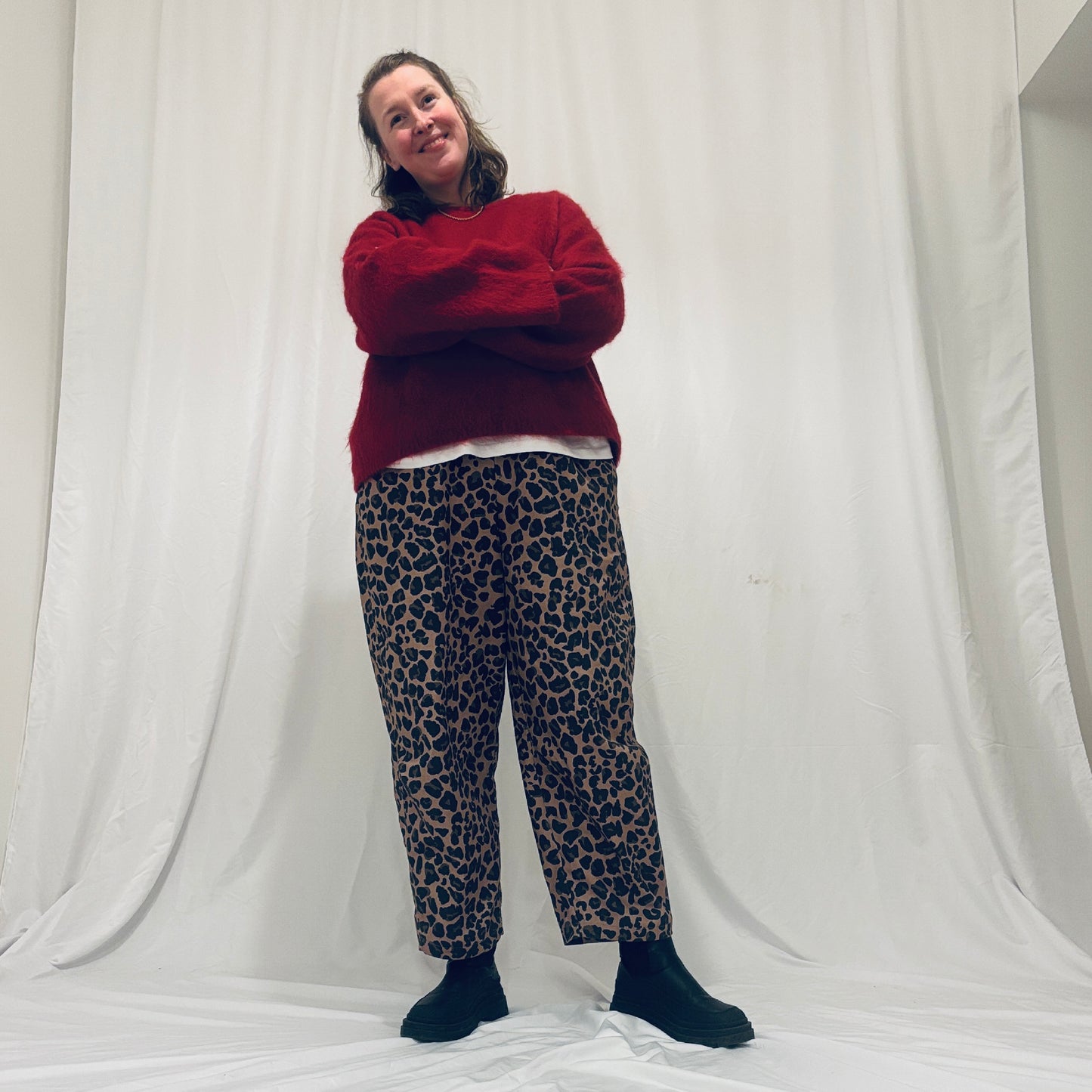 Leopard barrel-leg trousers